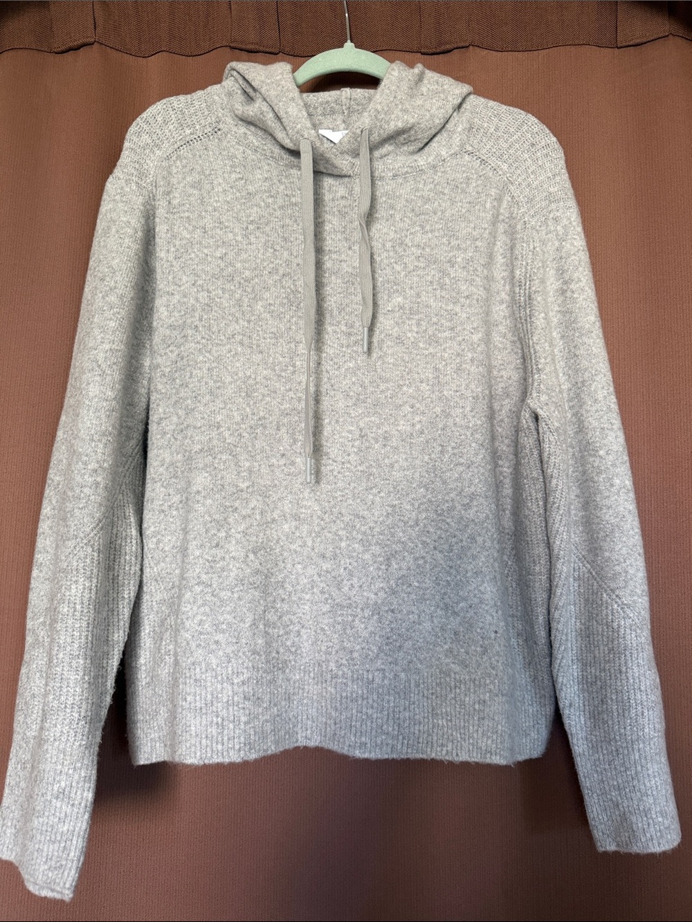Time and Tru Heather Light Gray Hooded Knit Pullover